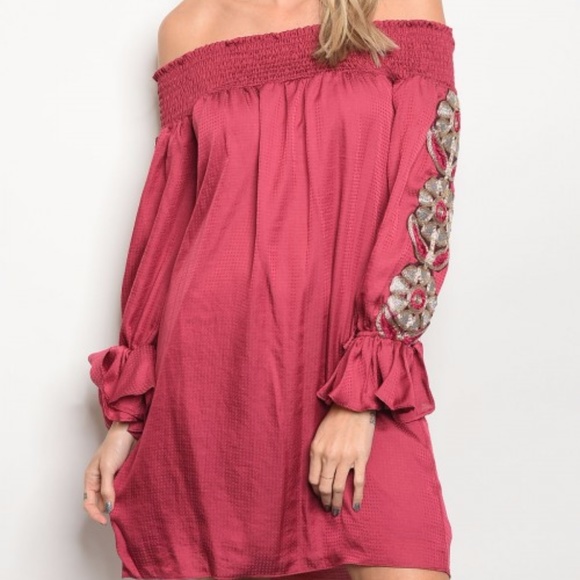 DRESS Vava by Joy Han Off shoulder DRESS - Picture 2 of 3