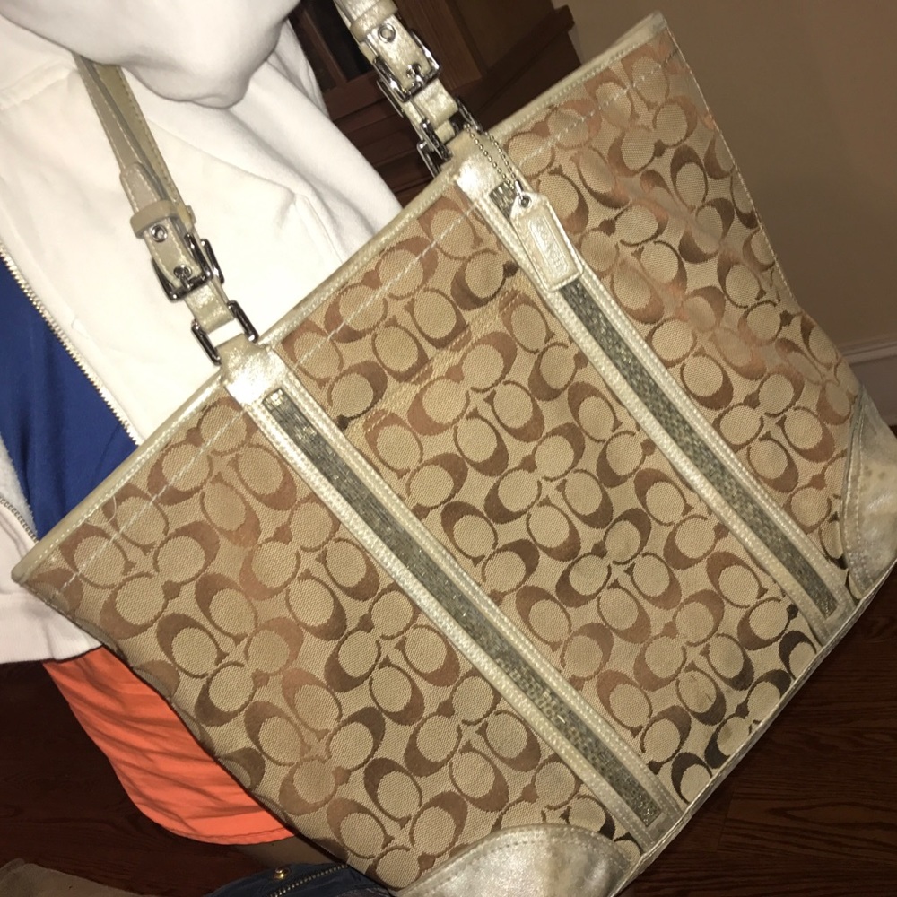 Coach bag - Picture 2 of 2