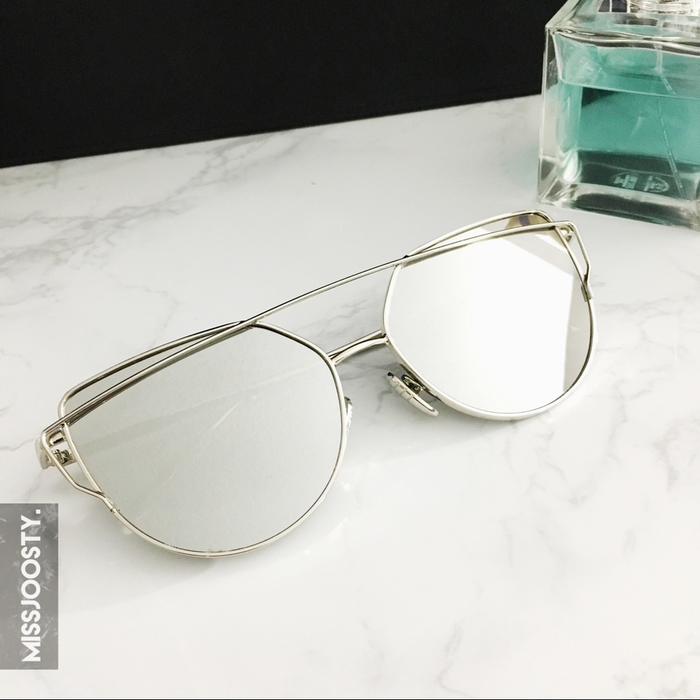 Silver, Mirrored Sunglasses NWT