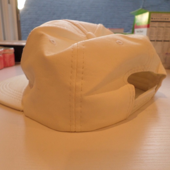 hat - Picture 2 of 2