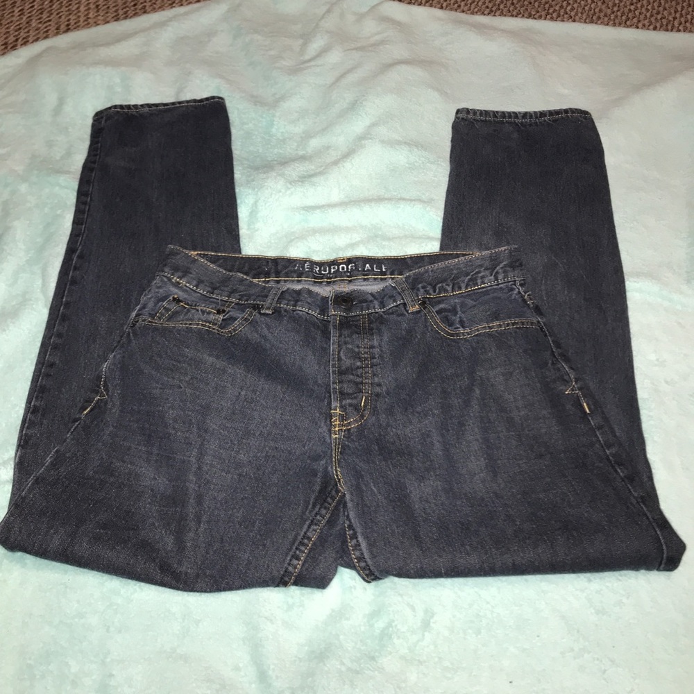 Men’s Aeropostale button fly jeans size 33x34