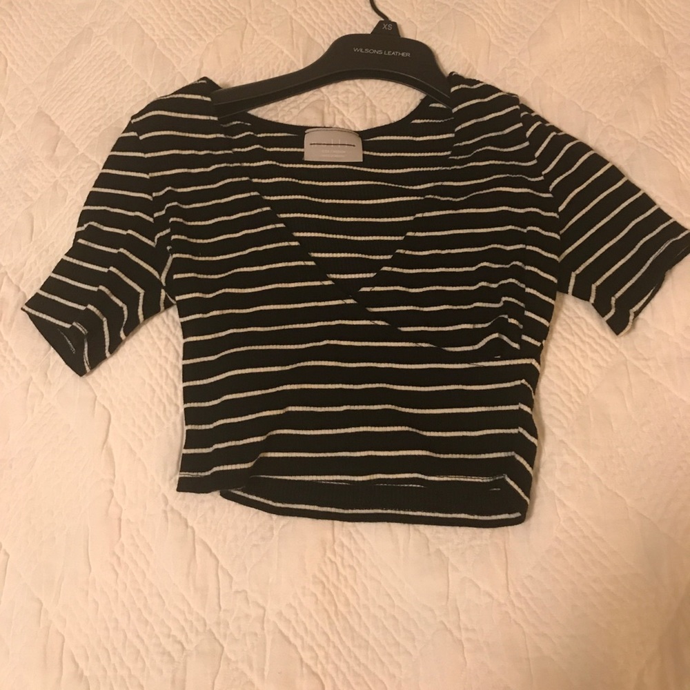 Cropped stripped T-shirt