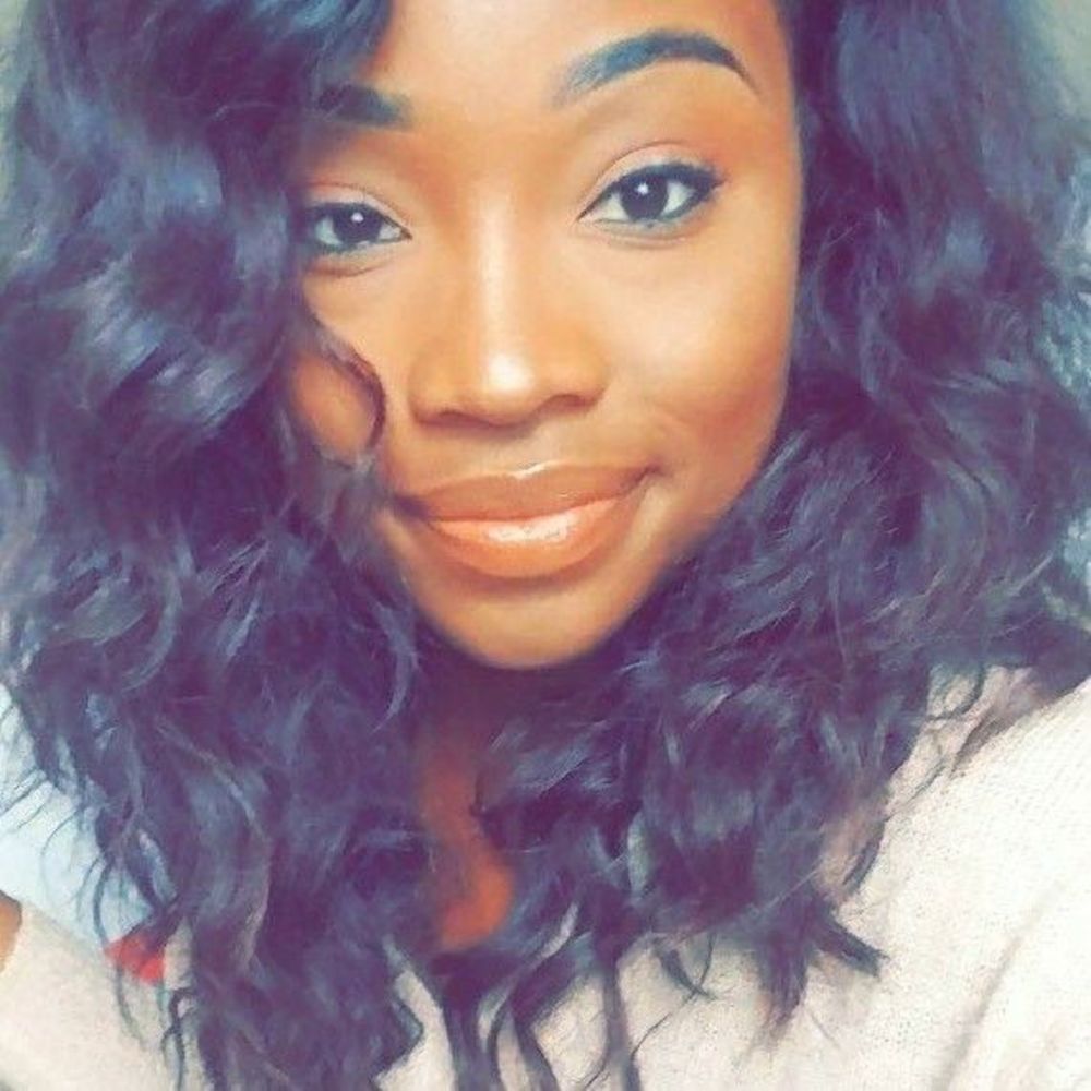 Meet your Posher, Brittani