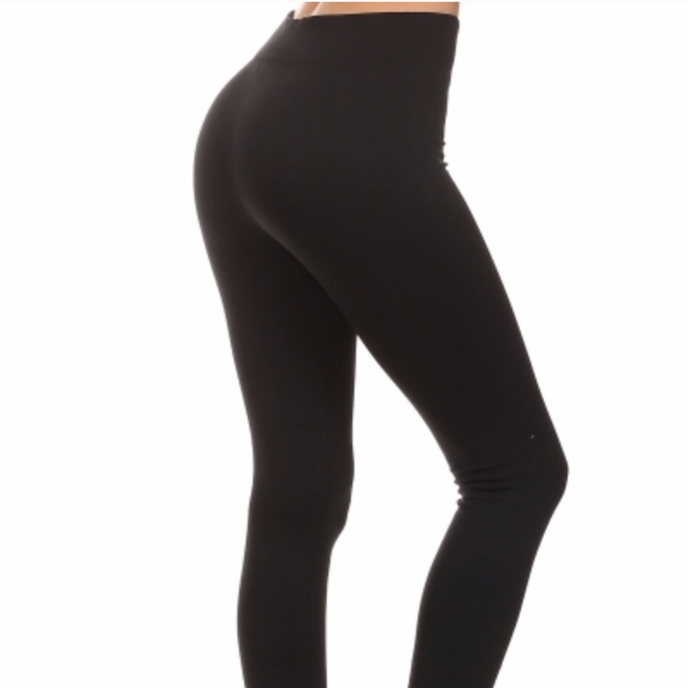 ❌SOLD Fleece Lined Black Leggings