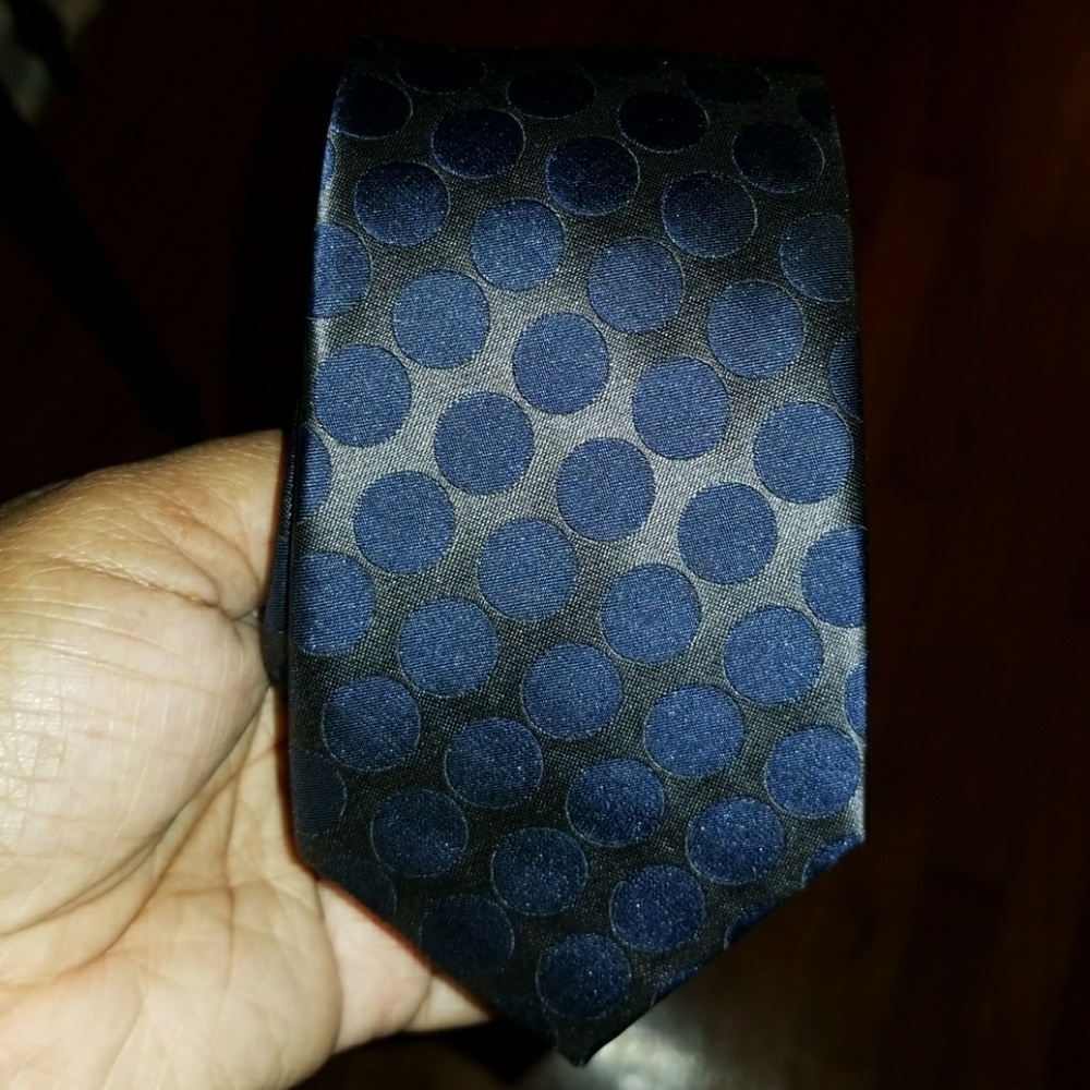 ❌SOLD❌Men's Italian navy polka dot tie