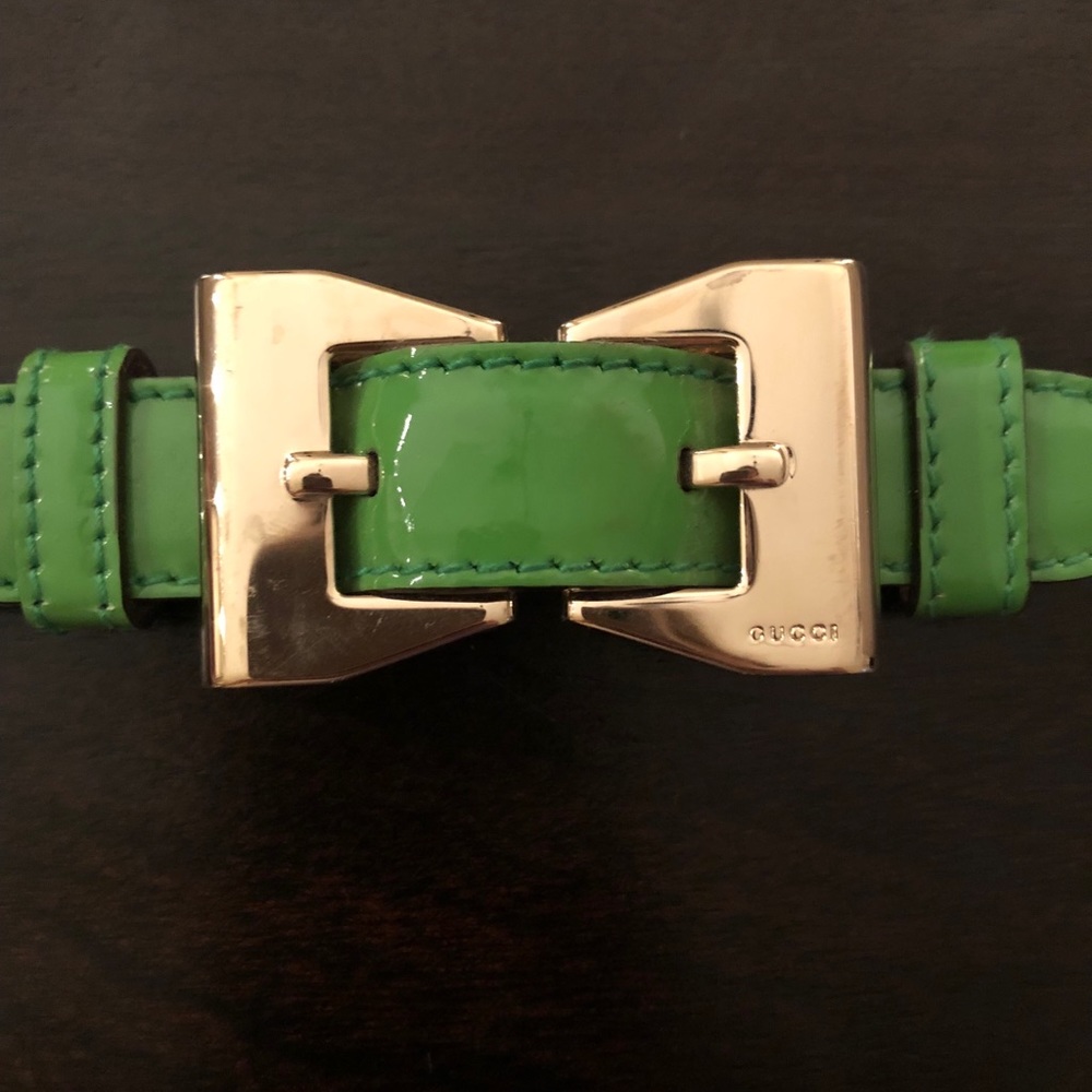 Gucci green patent leather bow belt