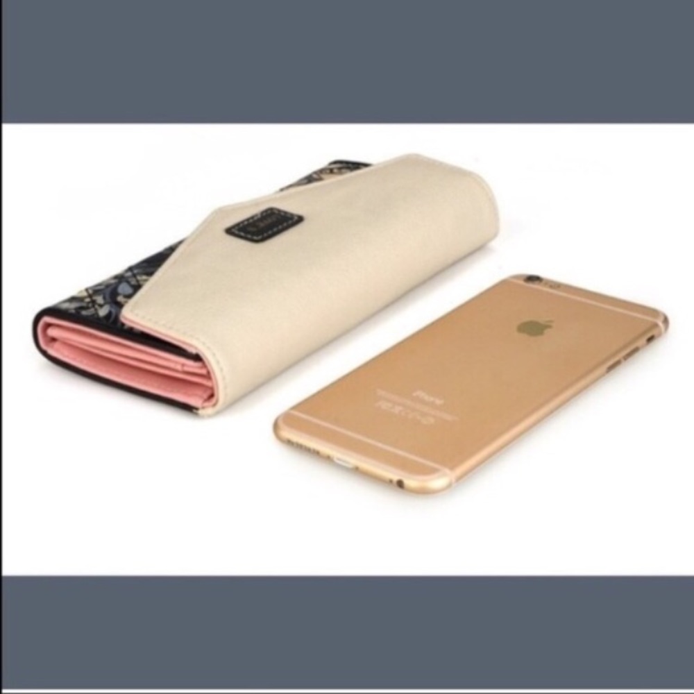 Teal and White Floral Wallet/Clutch - Picture 3 of 3