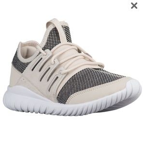 LIKE NEW! Adidas Tubular Radial J Sneakers