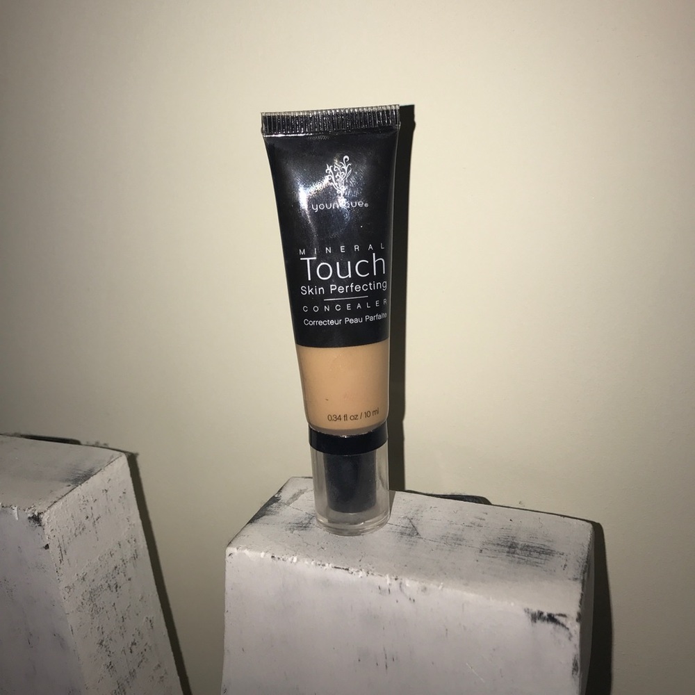 YOUNIQUE SKIN PERFECTIN CONCEALERS