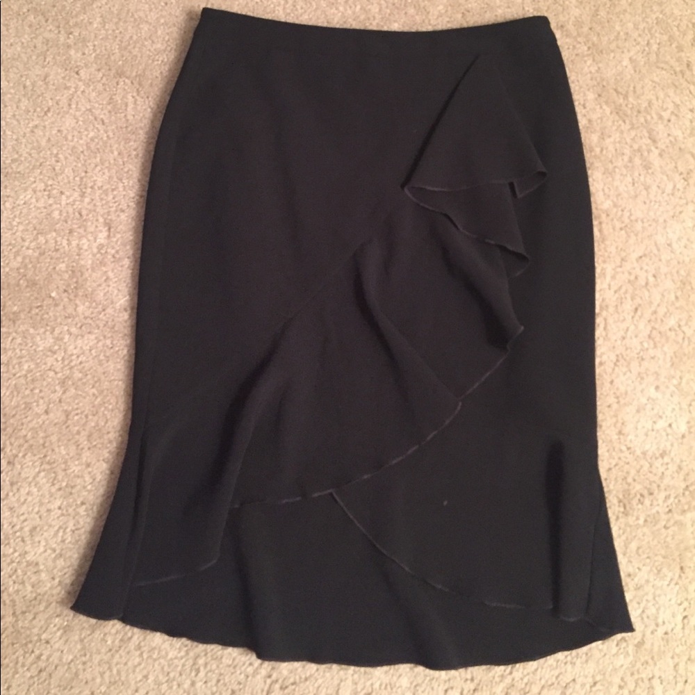 Ruffled black skirt