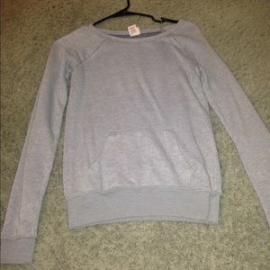 Grey sweatshirt