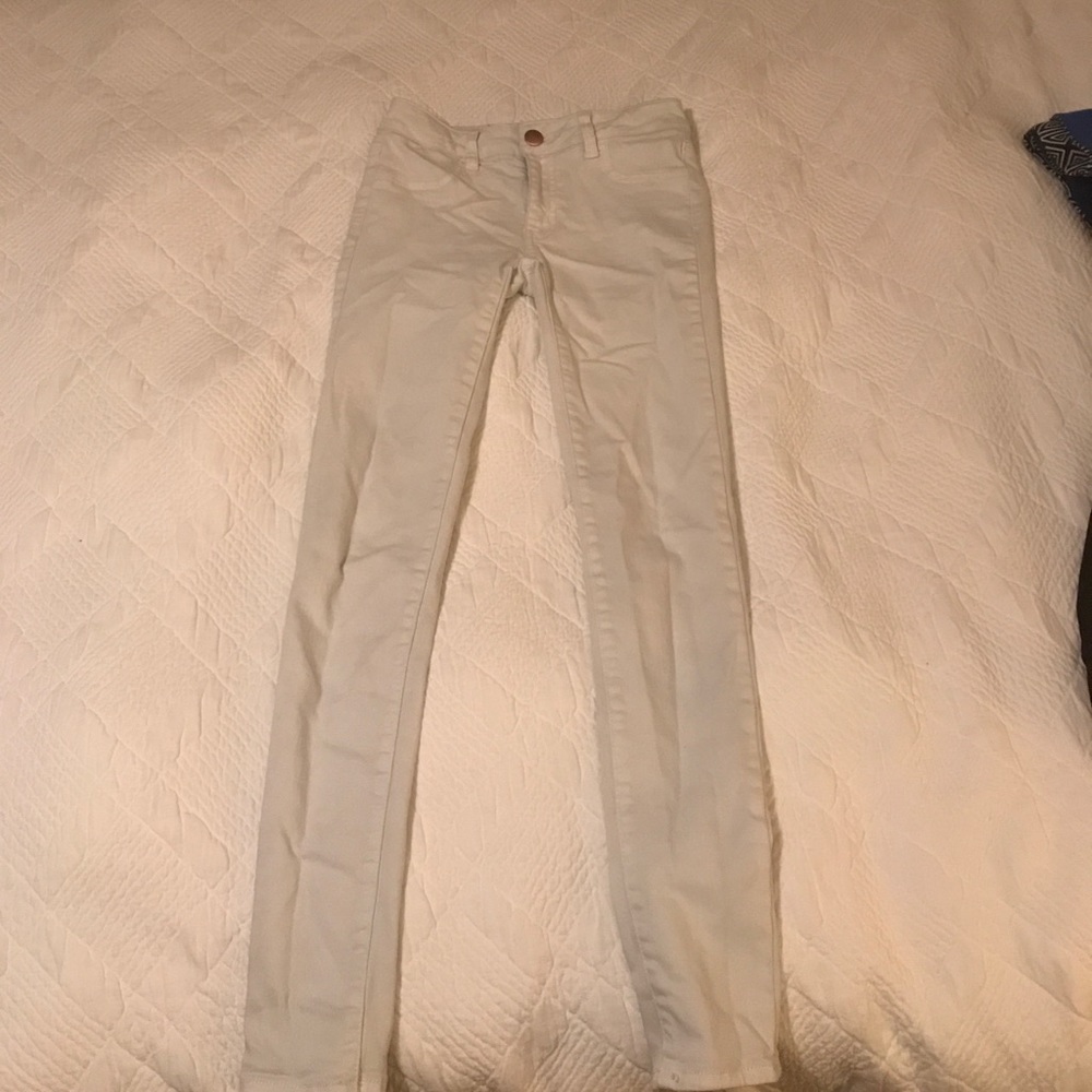 American eagle white skinny jeans