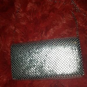 Silver dazzling chain purse