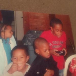 Meet your Posher, Dee