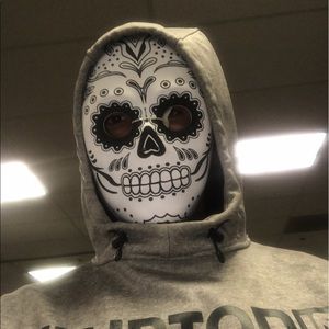 Meet your Posher, Max