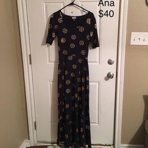 Ana small Lularoe
