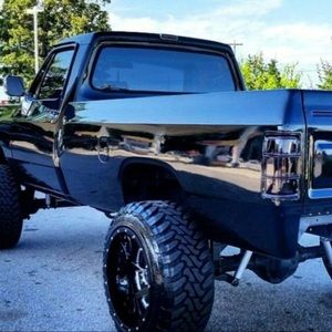 Meet your Posher, Adam