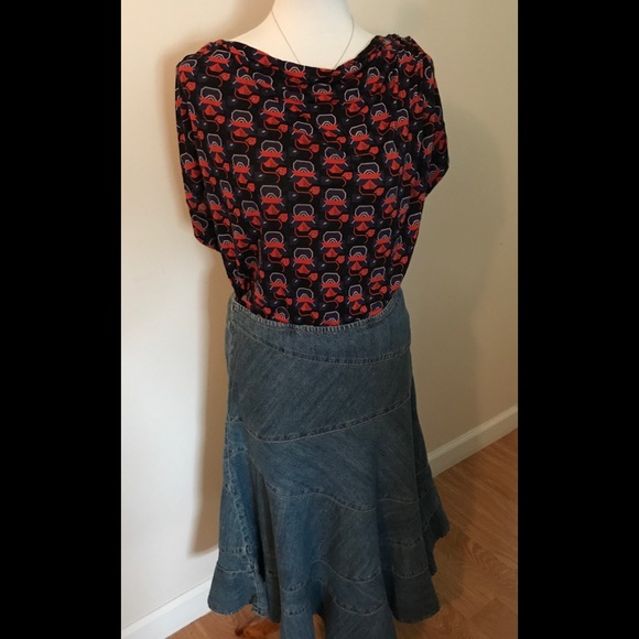 🎀Reduced🎀 French Connection top - Picture 2 of 5