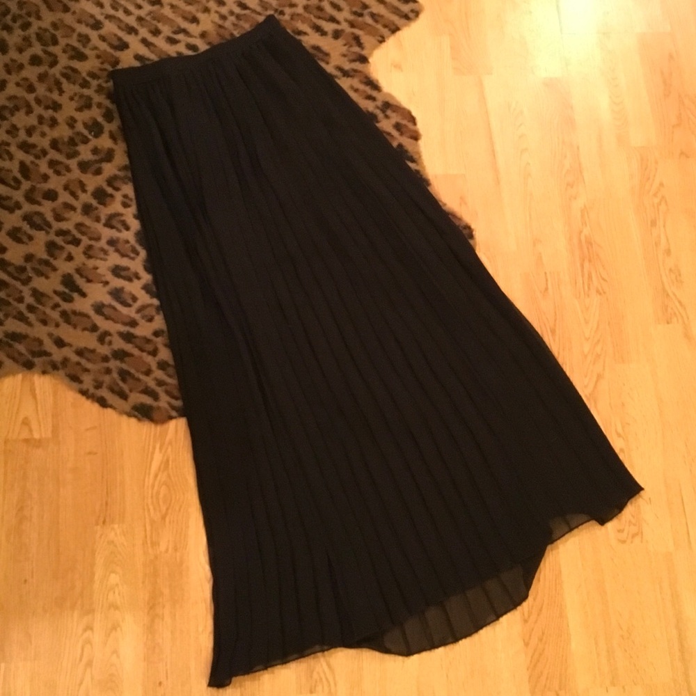 Black Pleated Skirt