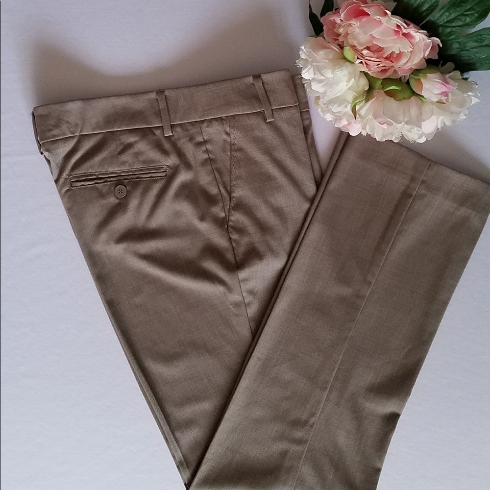 New York and Co Slim Trousers in light brown