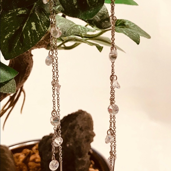 Thread earring/damaged - Picture 3 of 3