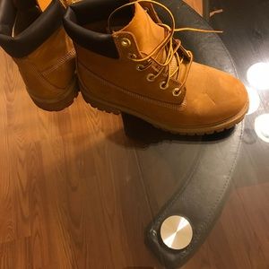 Timberlands girls size 6-6.5 women
