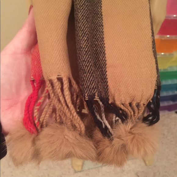 Plaid Cashmere Scarf🎉 Last One 🎉 - Picture 5 of 6