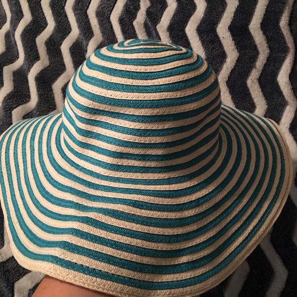 🍍Floppy Sun Beach Pool Hat Teal and White Stripe - Picture 3 of 5