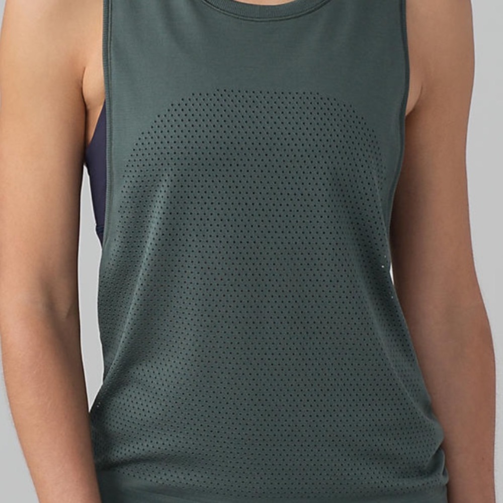 New Lululemon Breeze By Muscle Tank