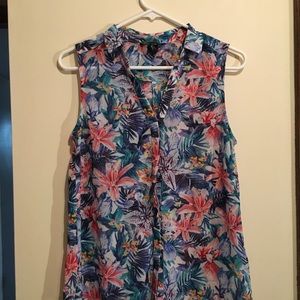 Sleeveless Hawaiian Floral Tunic