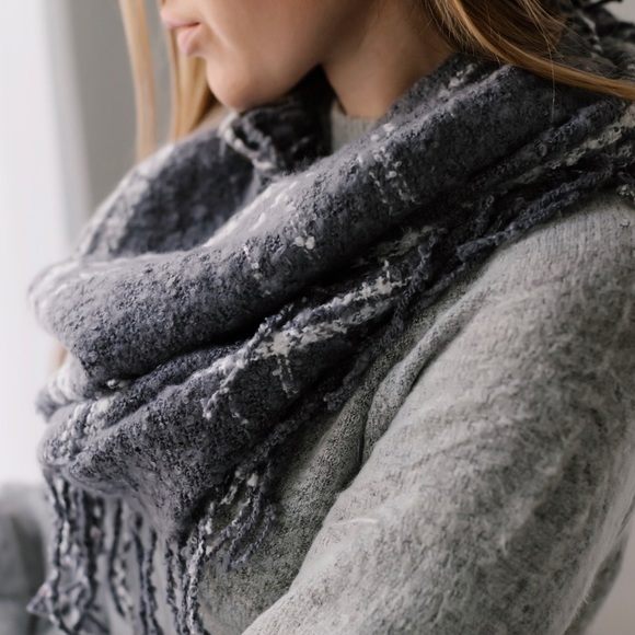 SoldOut11thStreet - Picture 2 of 4