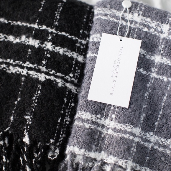 SoldOut11thStreet - Picture 4 of 4