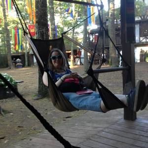 Meet your Posher, Liza