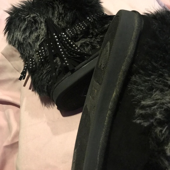 Justice. - Picture 3 of 4