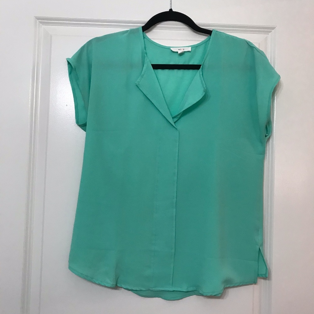 Lightweight green blouse or work short