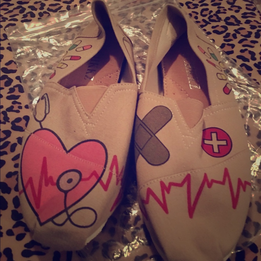 Nurse shoes