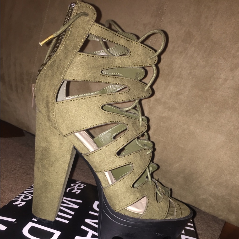 Olive Green Lace up Heels !