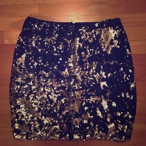 LuLu's Medium Sequin Skirt