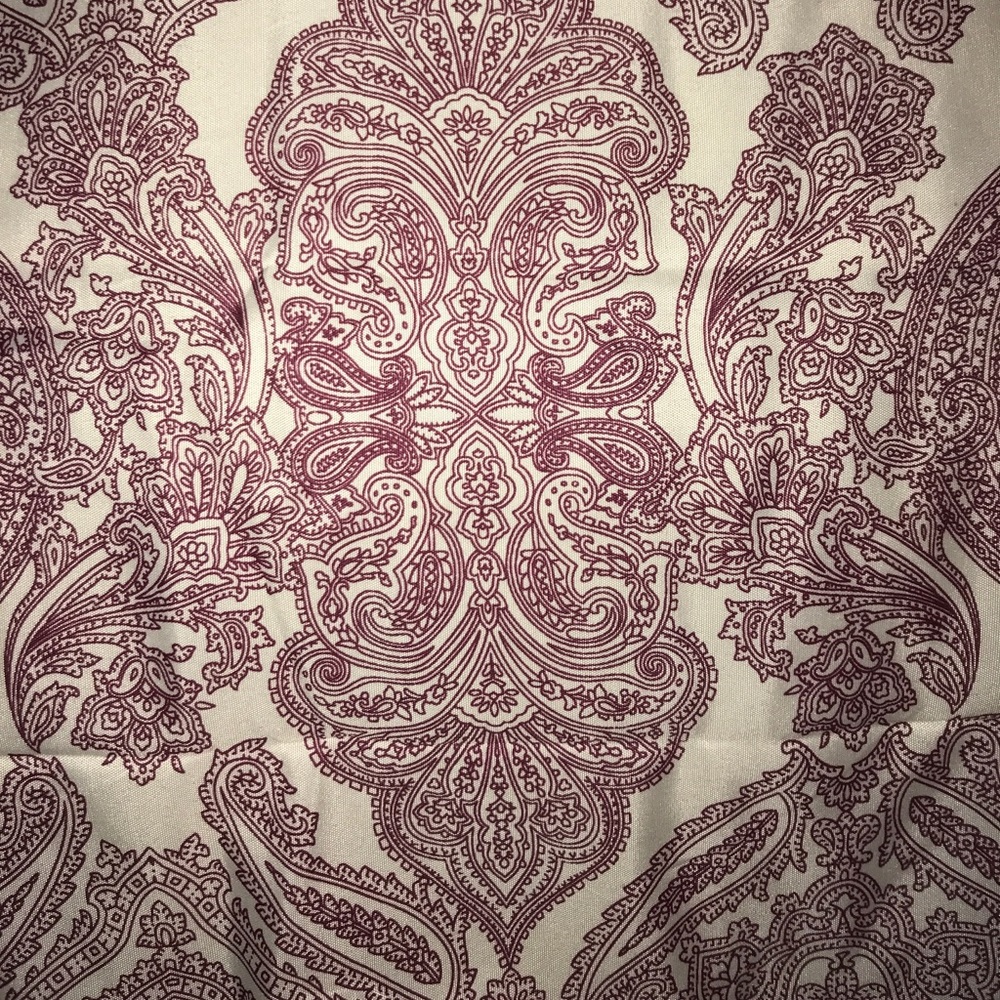 1 set of JCP home jacquard 2pillow cases red/cream - Picture 2 of 2
