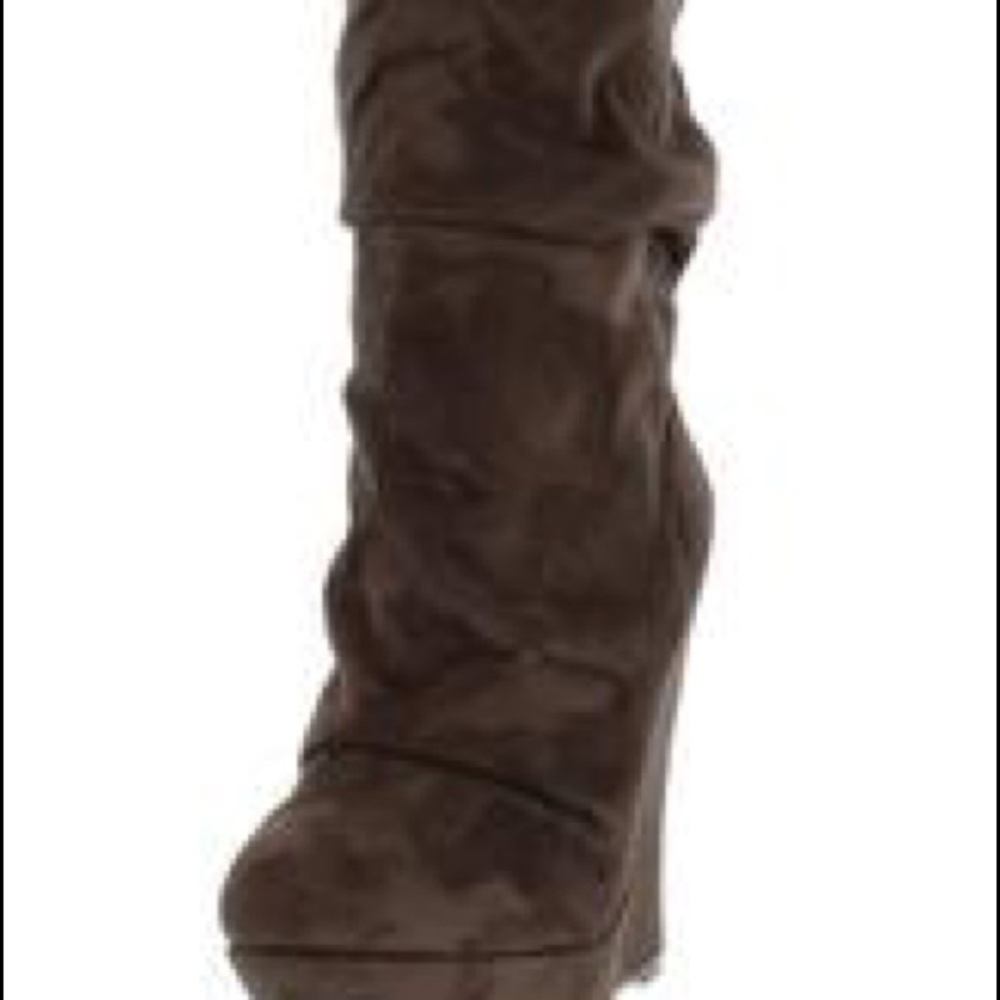 Boot Over Knee - Picture 6 of 6