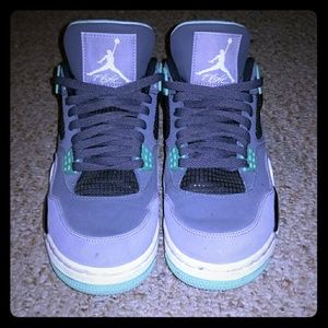 AIR JORDAN'S GREEN GLOW 4'S