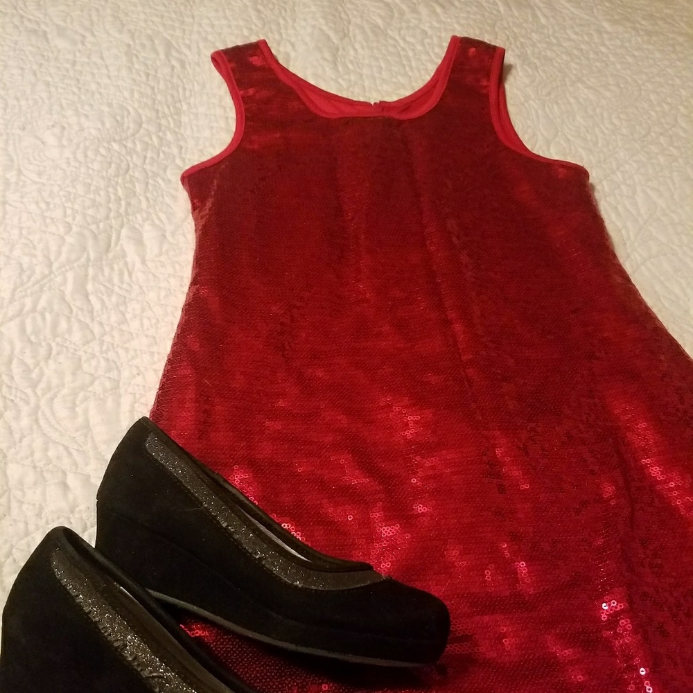 🎈 Girls red sequined Holiday christmas dress 10