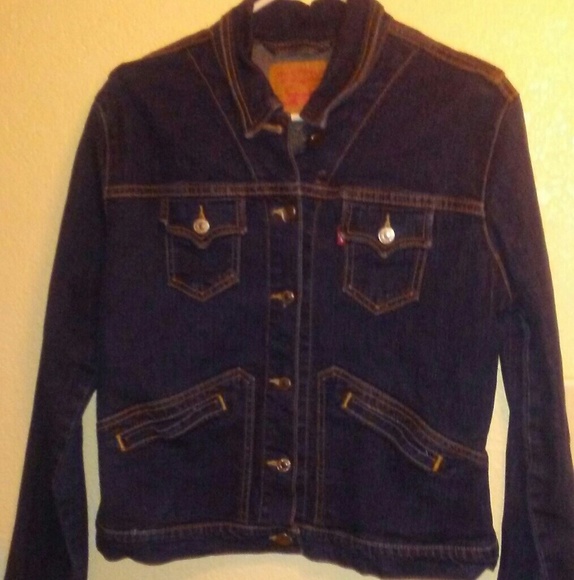 Levis Jean Jacket - Picture 1 of 2