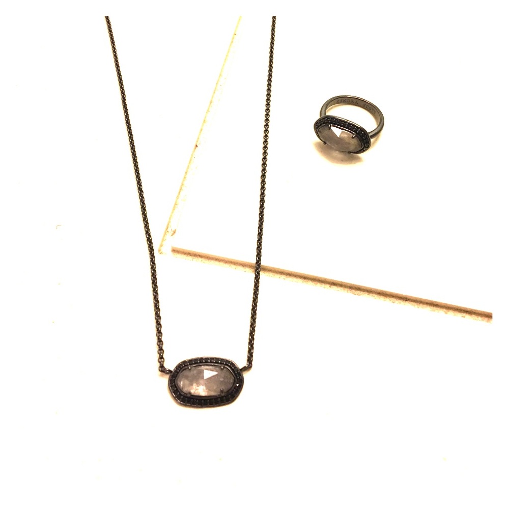 Kendra Scott gunmetal necklace & ring set!