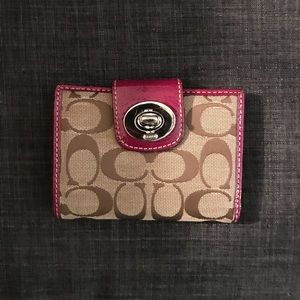 Coach signature wallet