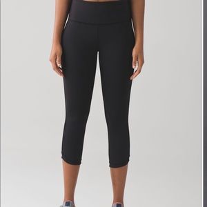 Lululemon hit it 21” crop