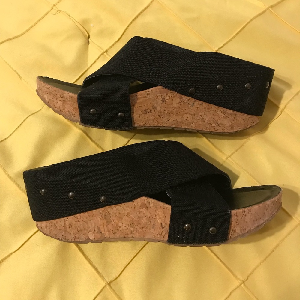 Pierre Dumas black platform sandals sz. 7