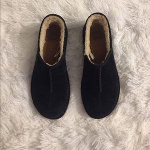 Ugg slip on shoes