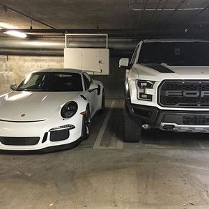 Meet your Posher, Diego