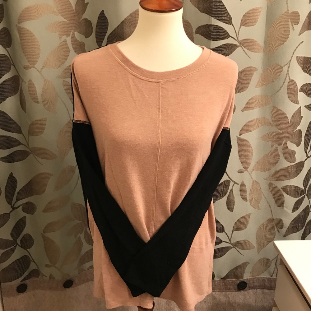 Serena Williams 2 tone sweatshirt